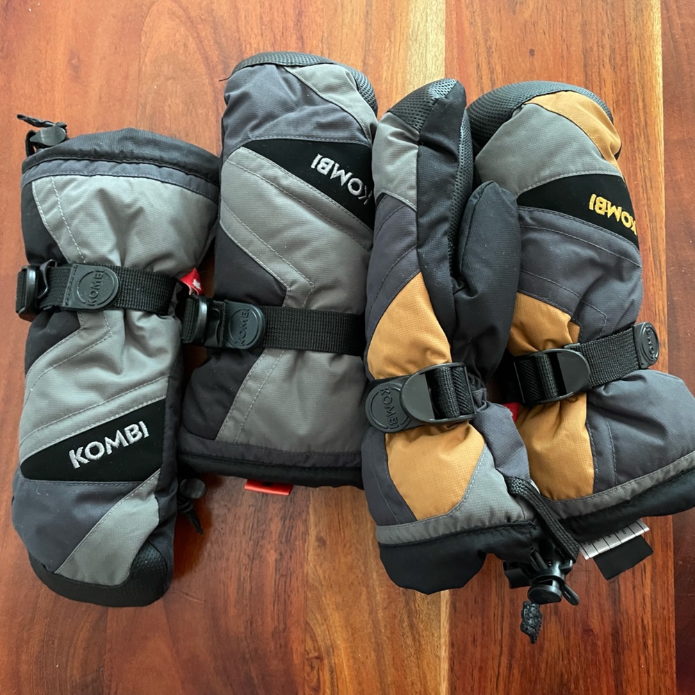 Junior kombi mittens 1 XS and 1 small